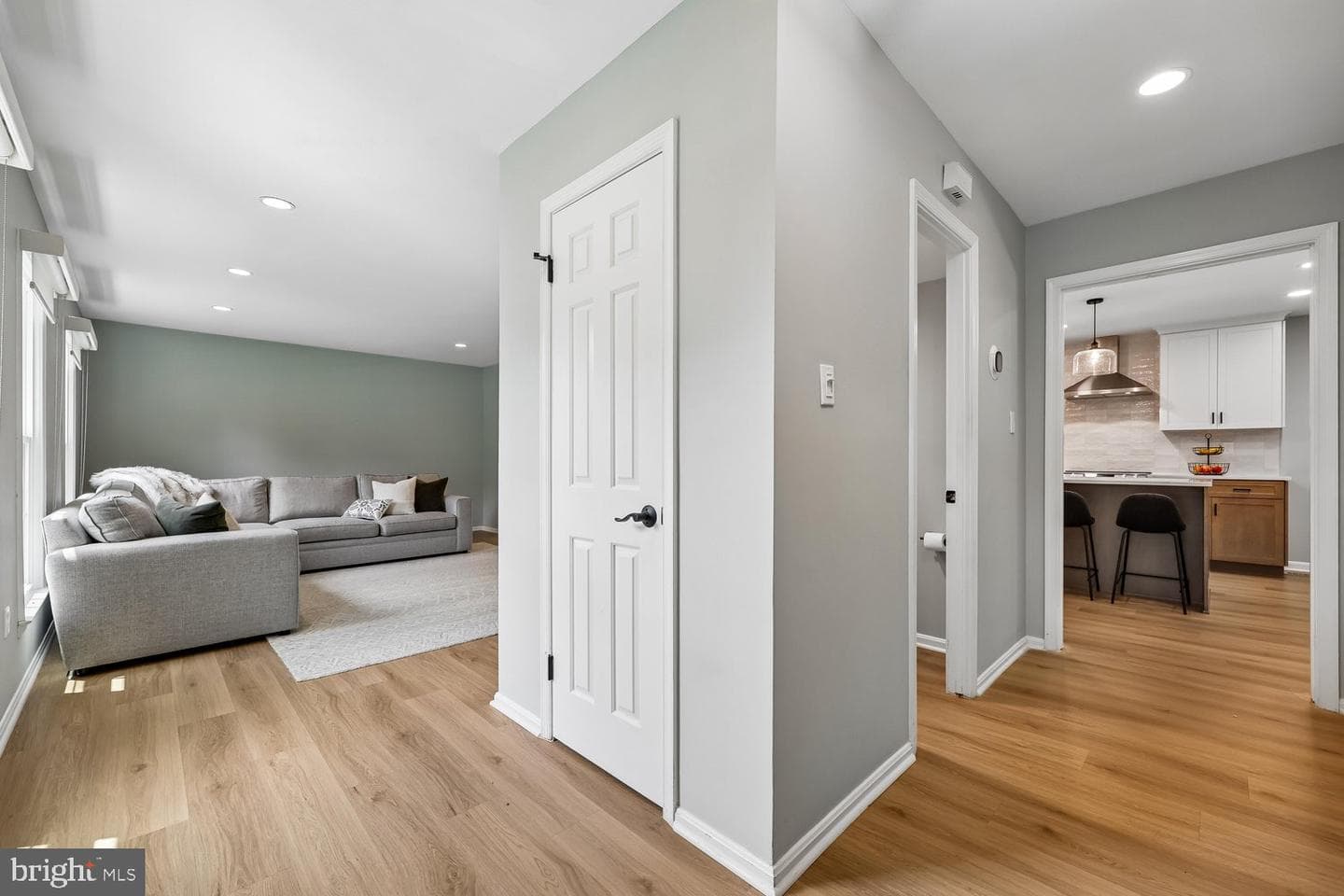10 Dairyfield Court photo 3