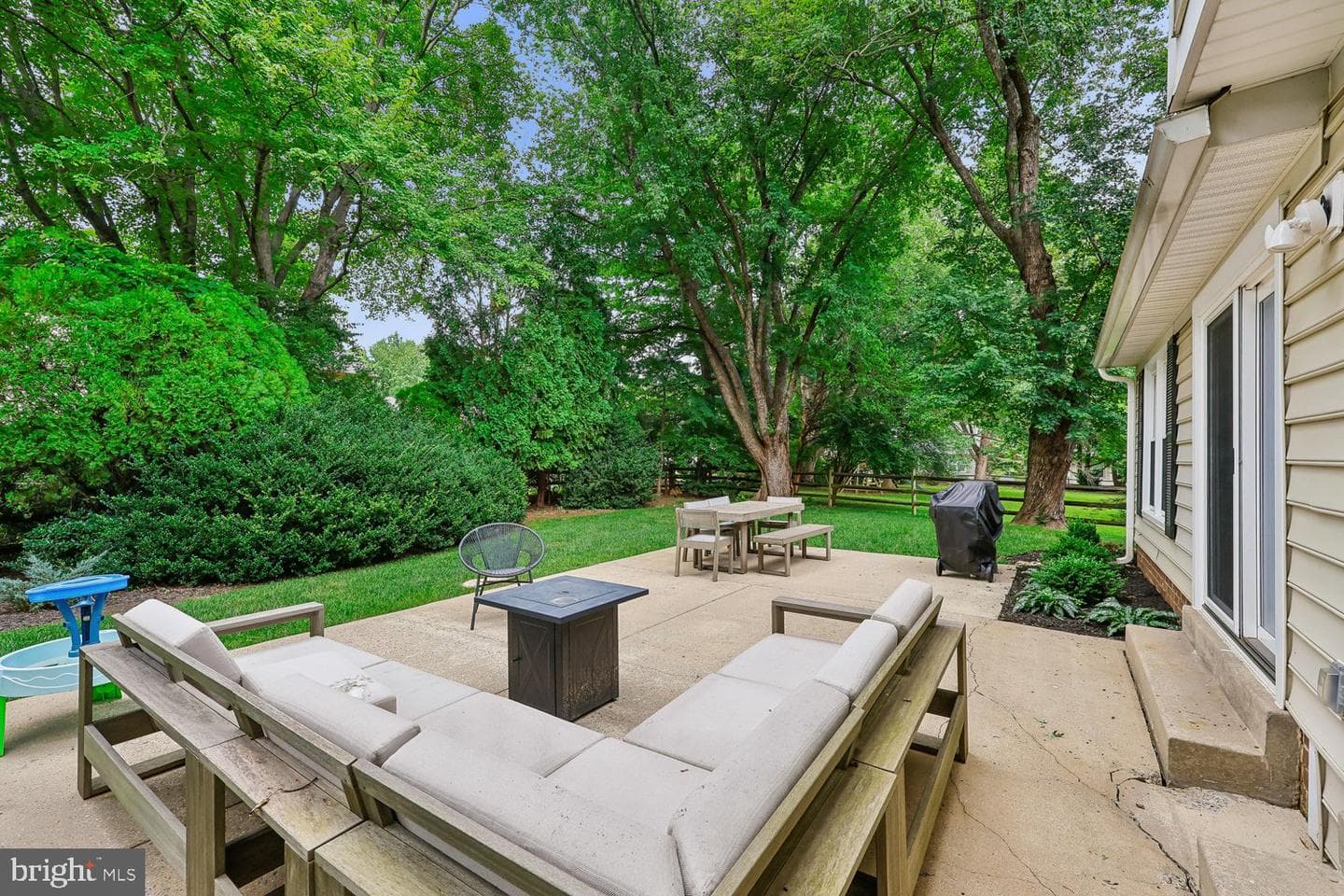 10 Dairyfield Court photo 36