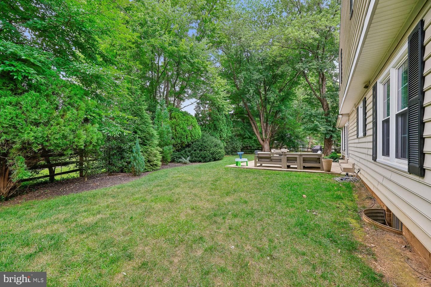 10 Dairyfield Court photo 37