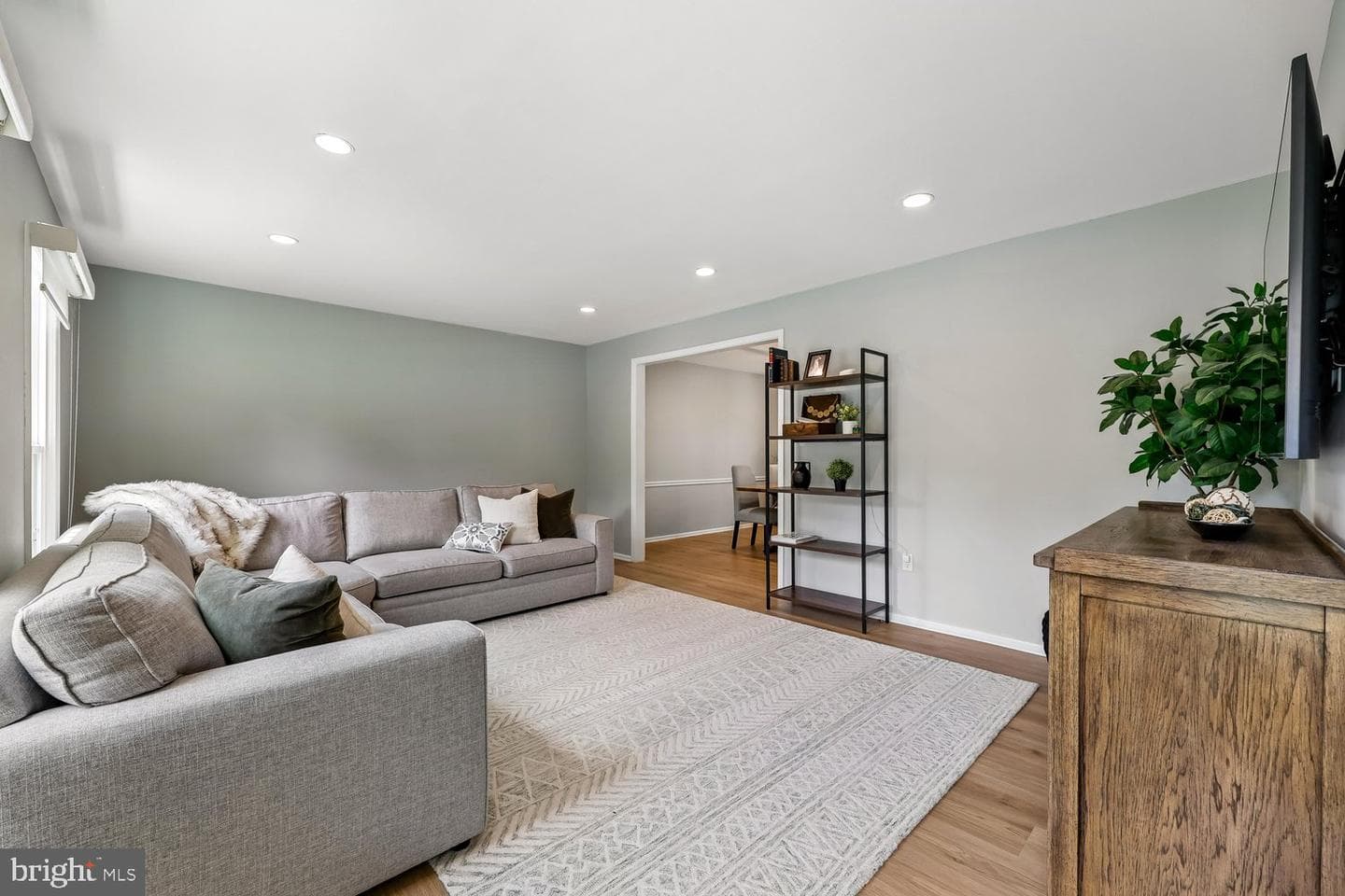 10 Dairyfield Court photo 5