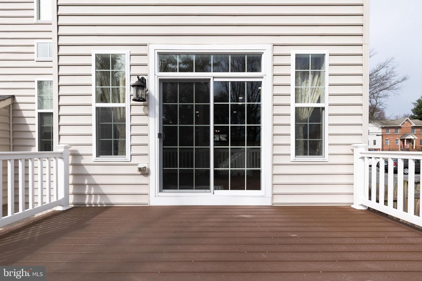 215 N Van Buren Street photo 88