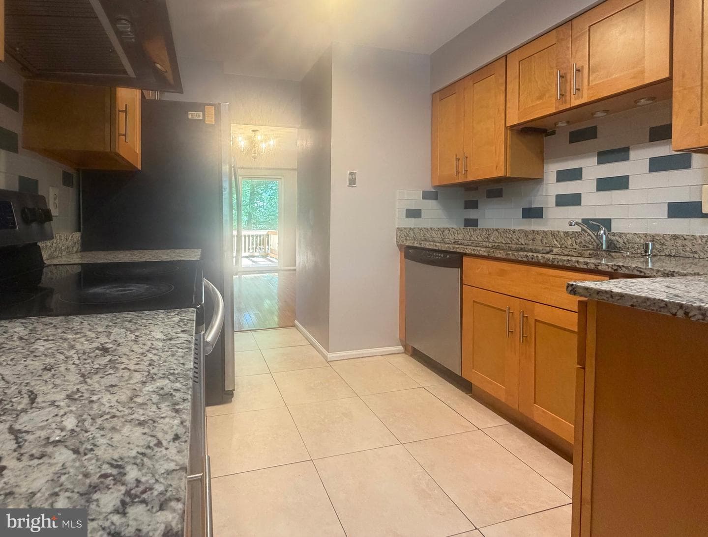 1103 Wildpark Avenue photo 10