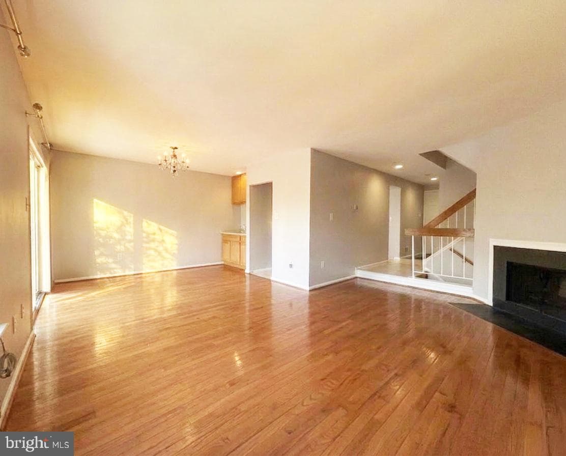 1103 Wildpark Avenue photo 3