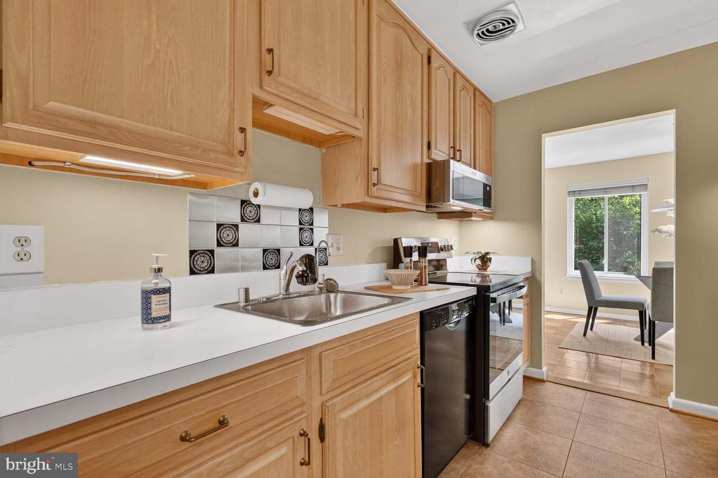 5809 Edson Lane #103 photo 4