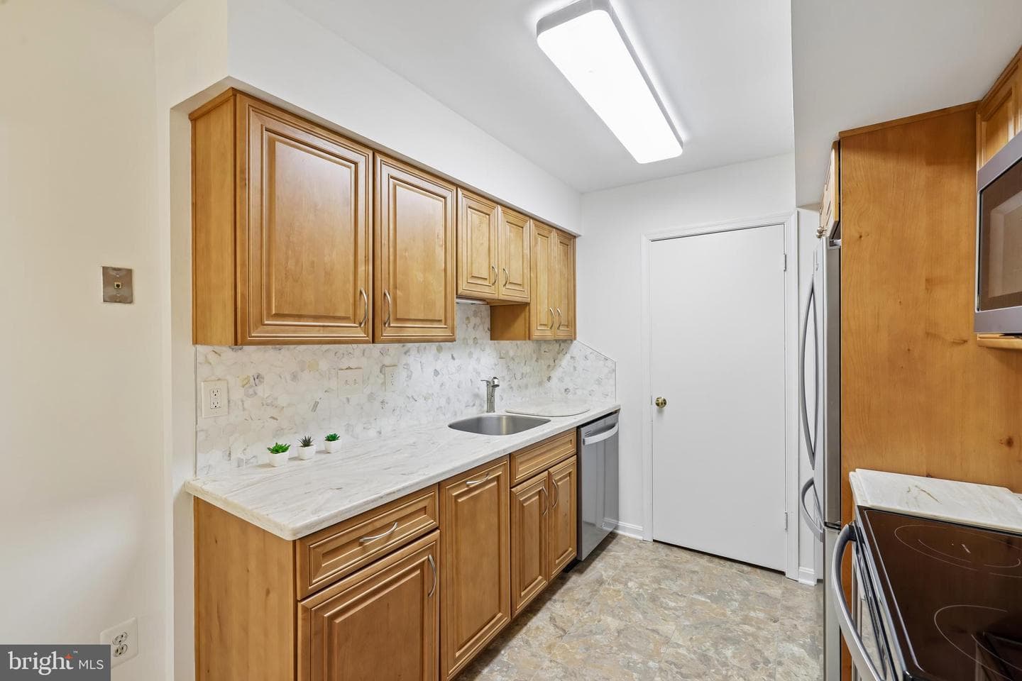 20241 Shipley Terrace #4-B-30 photo 8