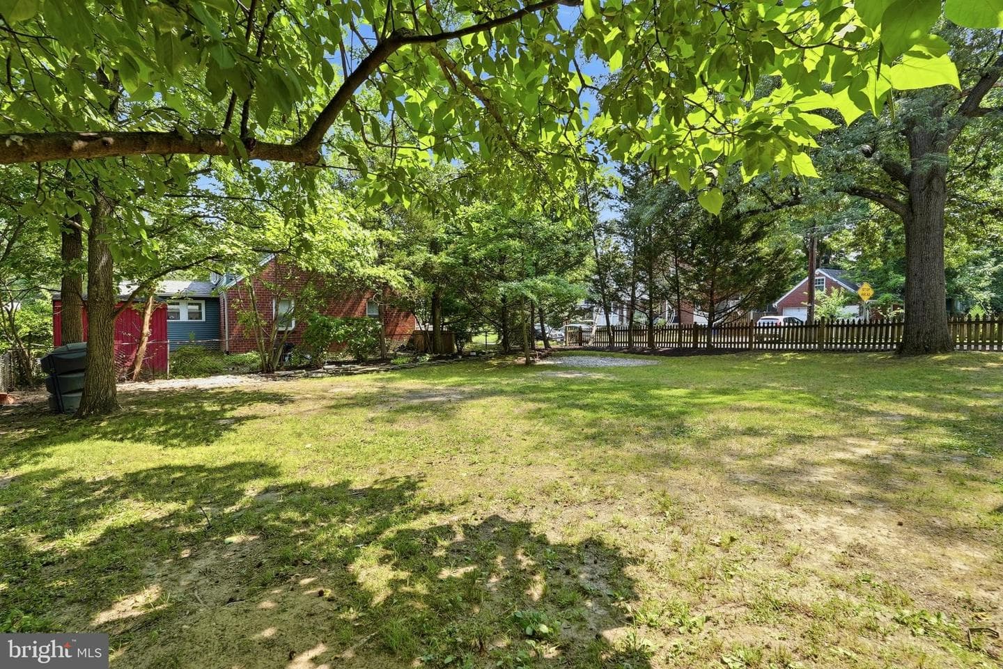 901 Davis Avenue photo 53