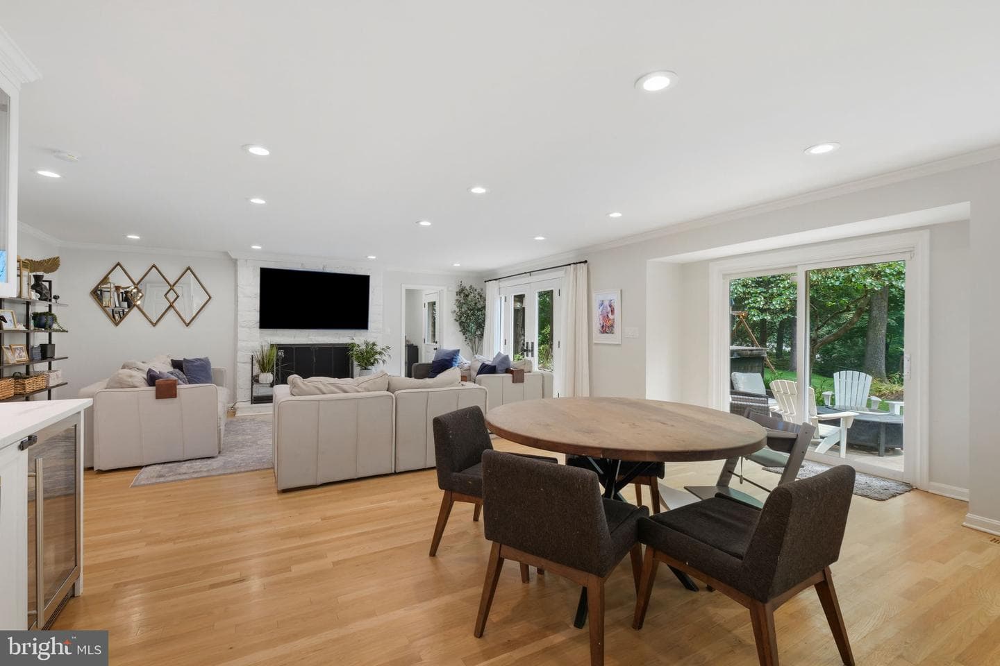6224 Mazwood Road photo 9