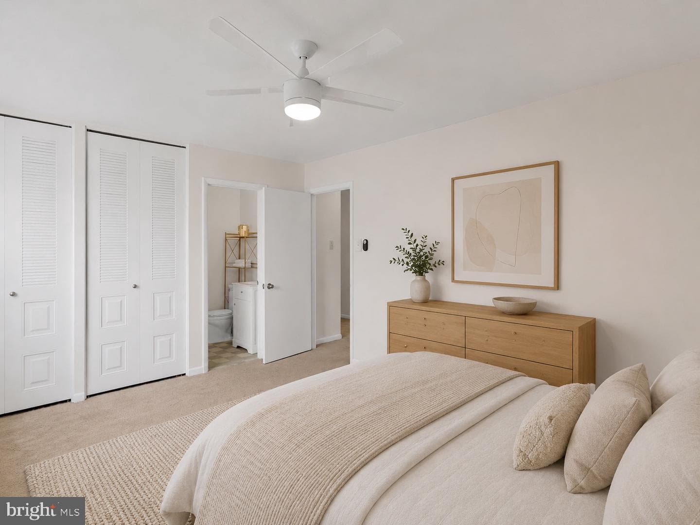 10524 Weymouth Street #202 photo 9