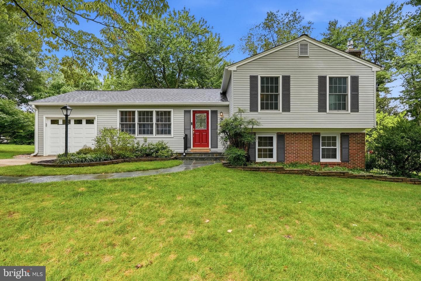 209 Watts Branch Parkway photo 1
