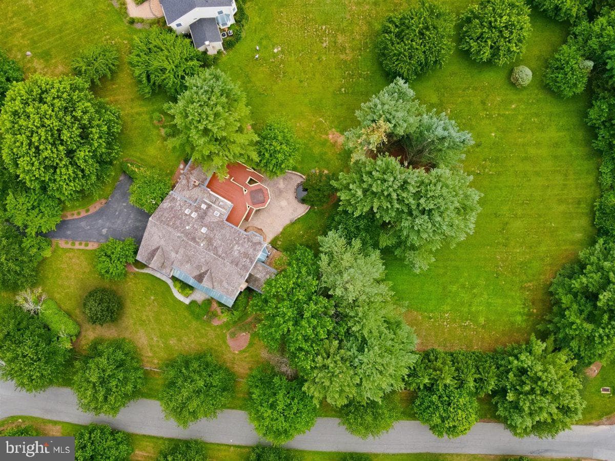 26 Grey Pebble Court photo 6