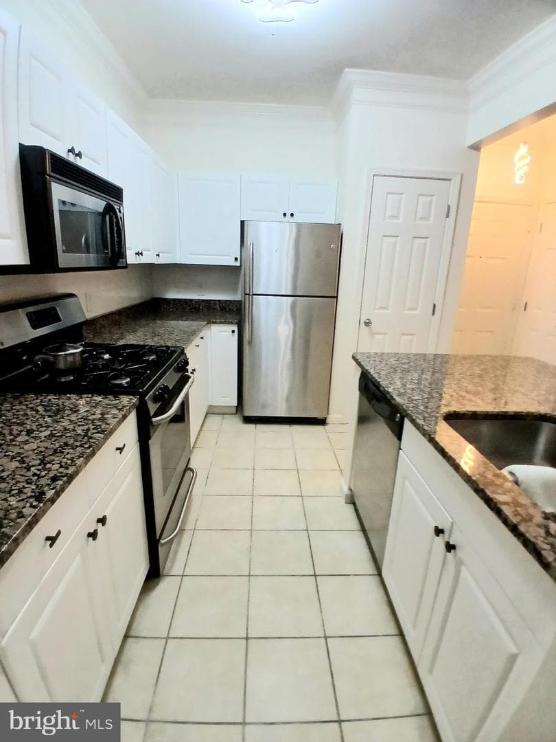 17 Granite Place #193 photo 3