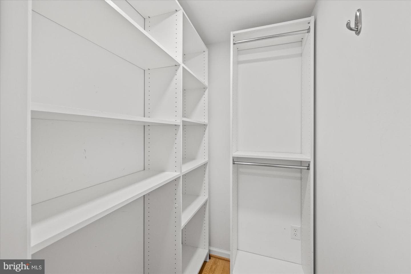 11209 Maine Cove Drive photo 32