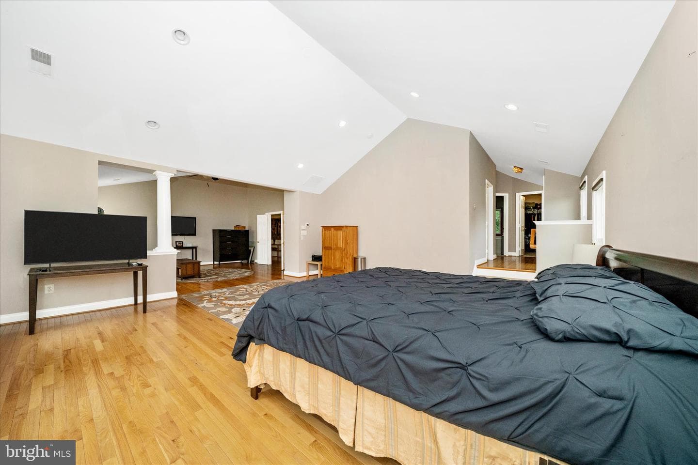 13621 Montvale Drive photo 25
