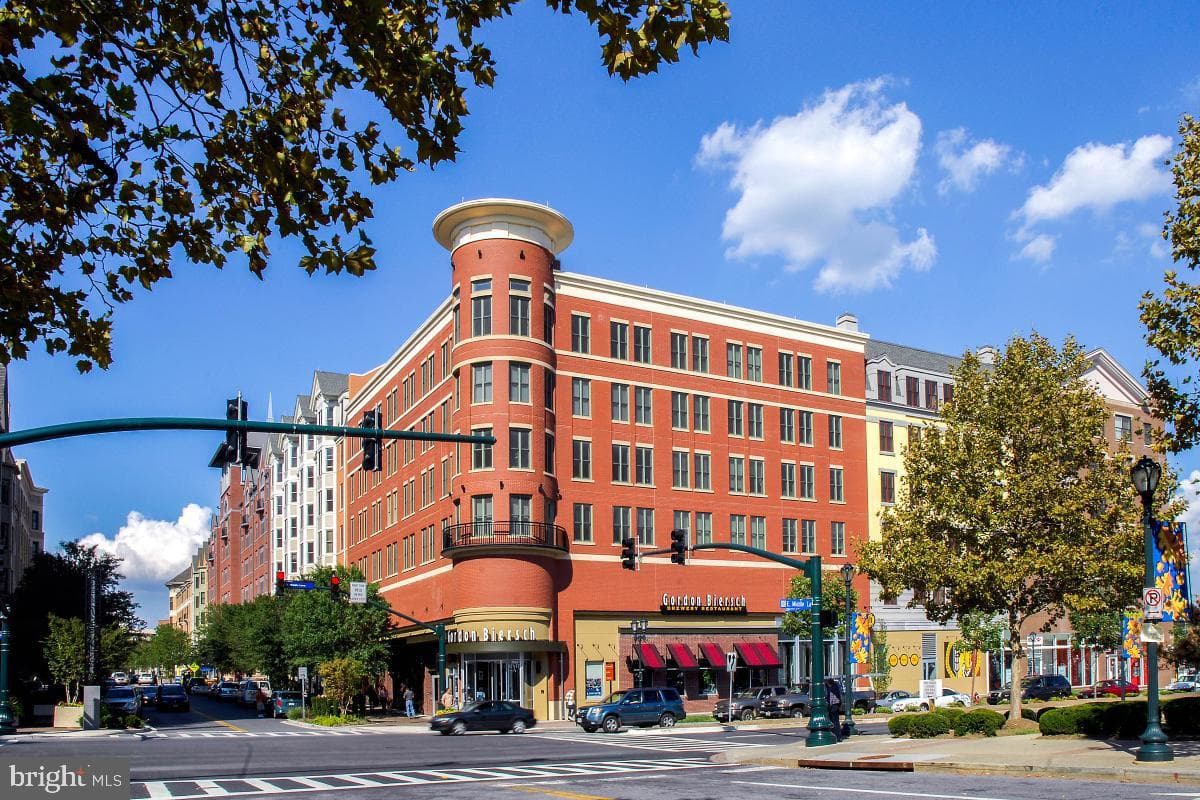 38 Maryland Avenue #224, Rockville