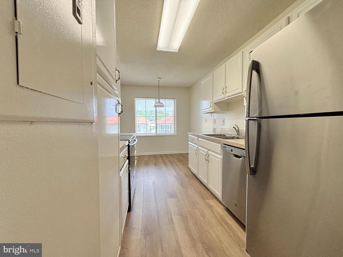 14800 Pennfield Circle #408 photo 18