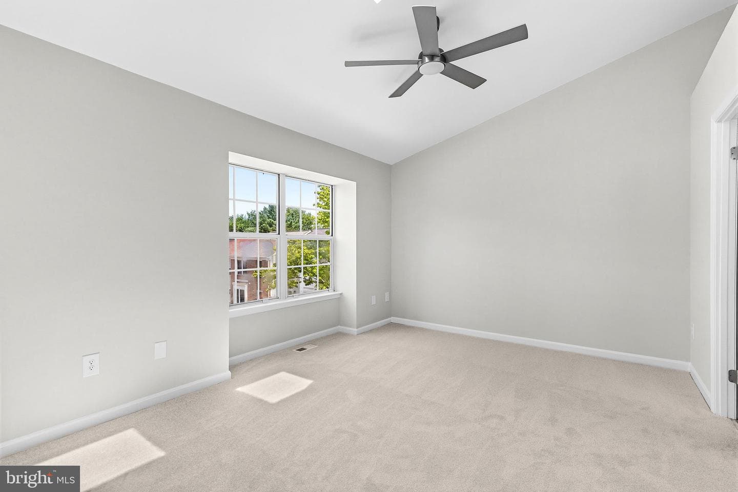 11404 Applegrath Way photo 23