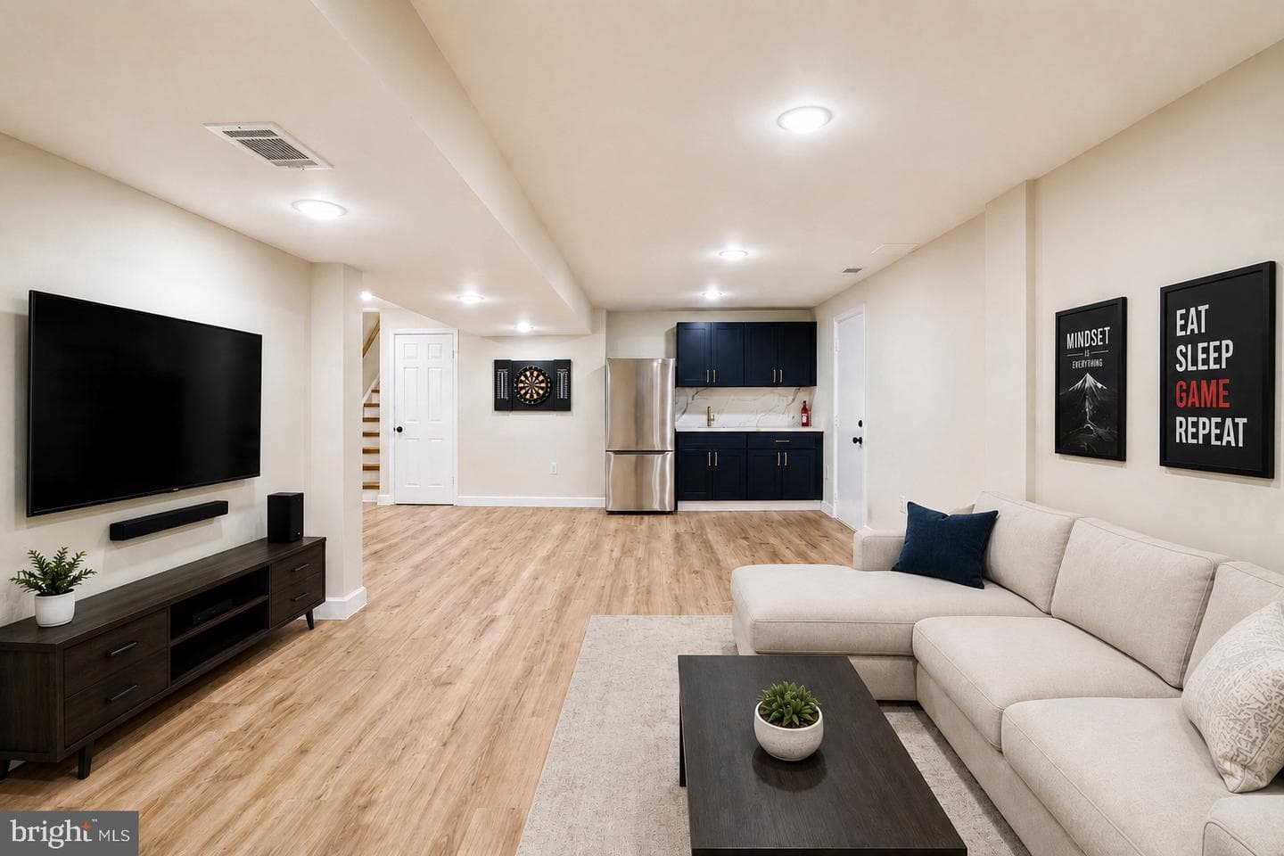 413 Hurley Avenue photo 31