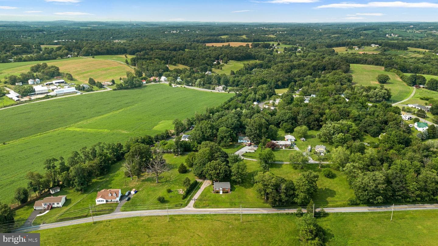 12701 Lewisdale Road photo 3
