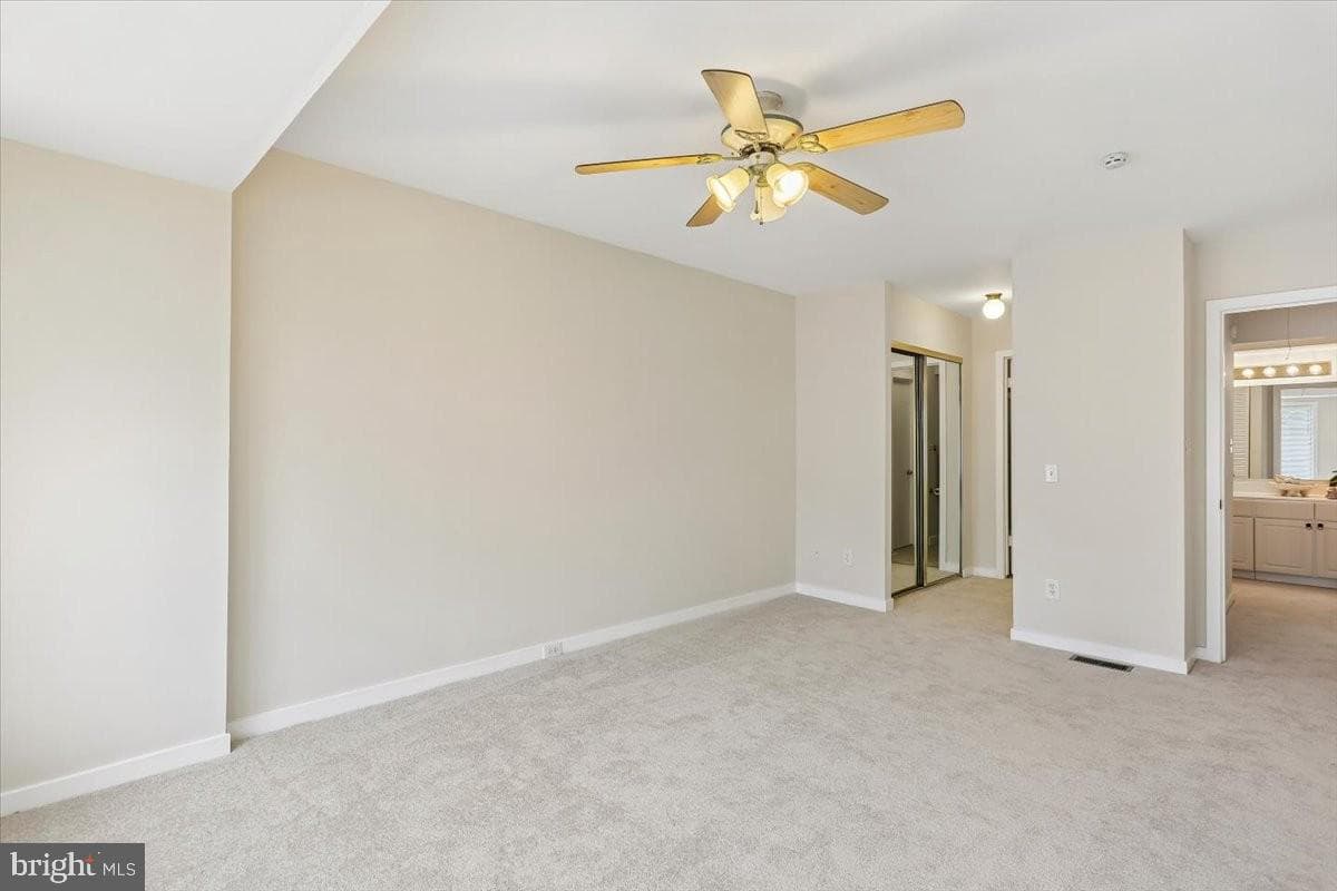 9807 Sailfish Terrace photo 21