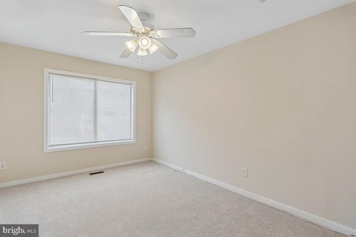 9807 Sailfish Terrace photo 26