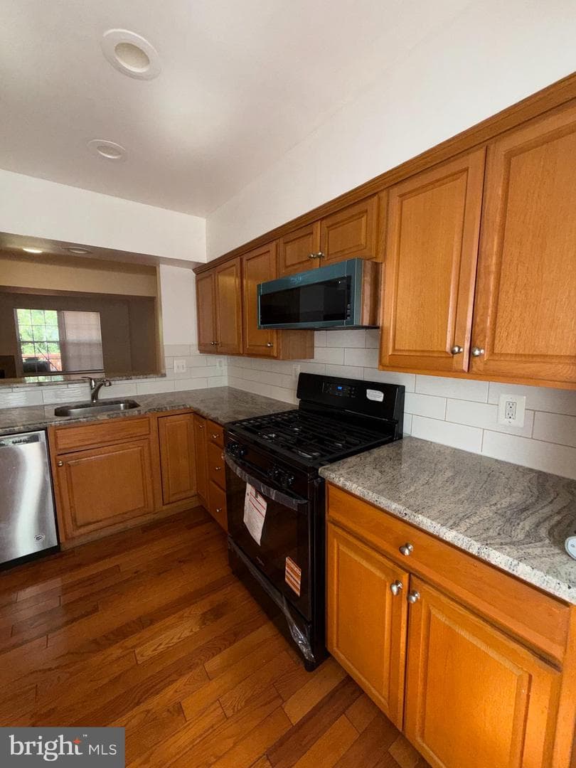 19606 White Saddle Drive photo 7