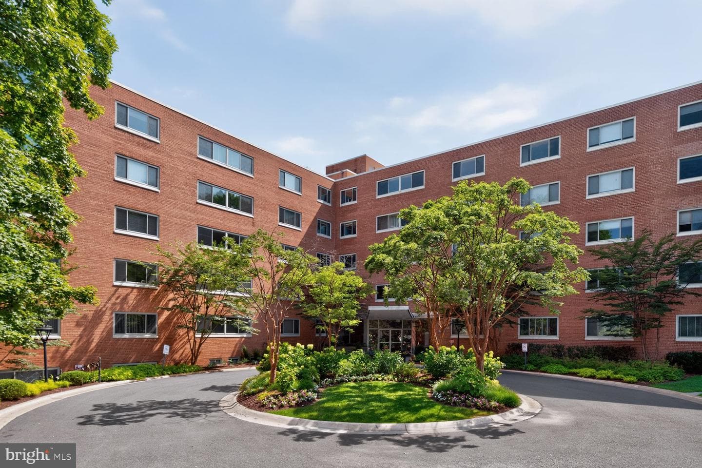 5100 Dorset Avenue #304 photo 28