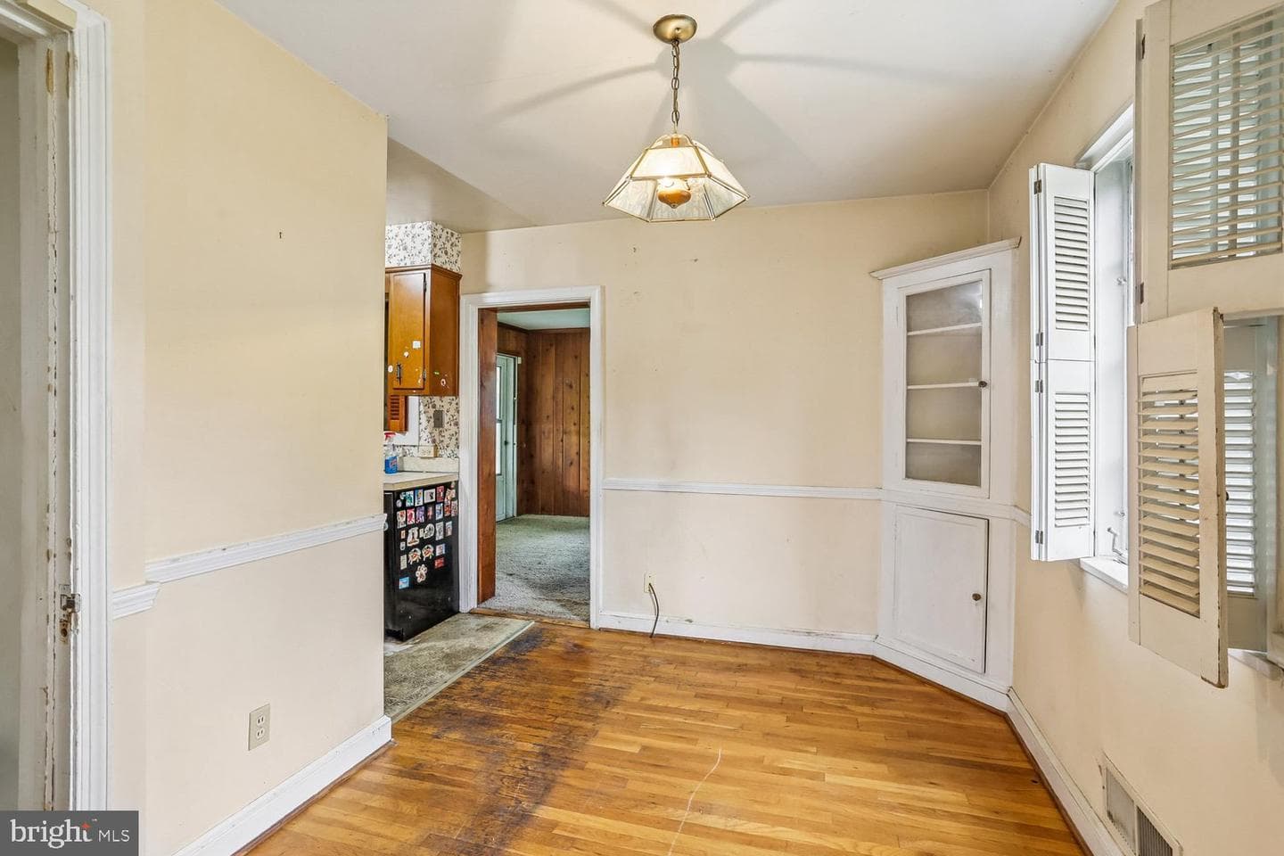 10411 Ewell Avenue photo 7