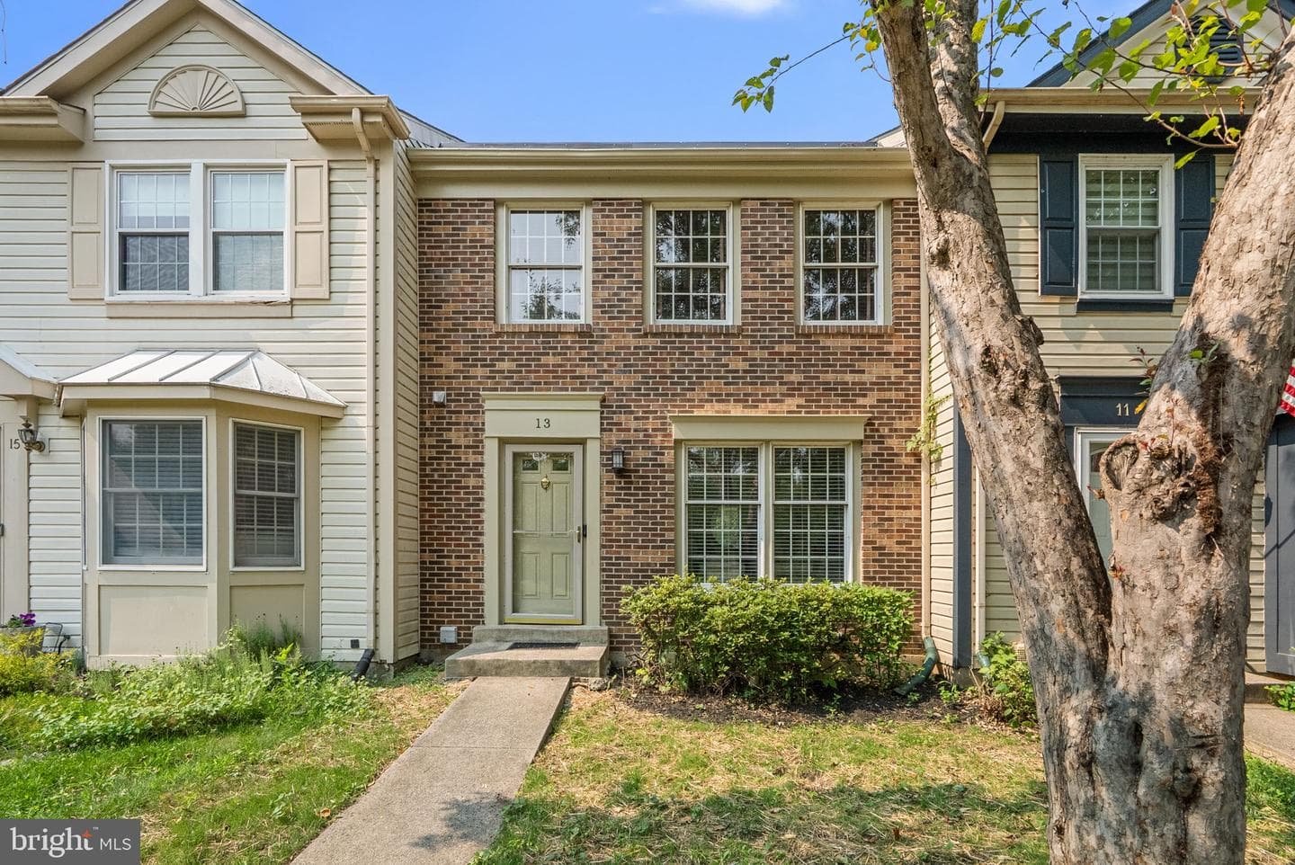 13 Sky Blue Court, Germantown