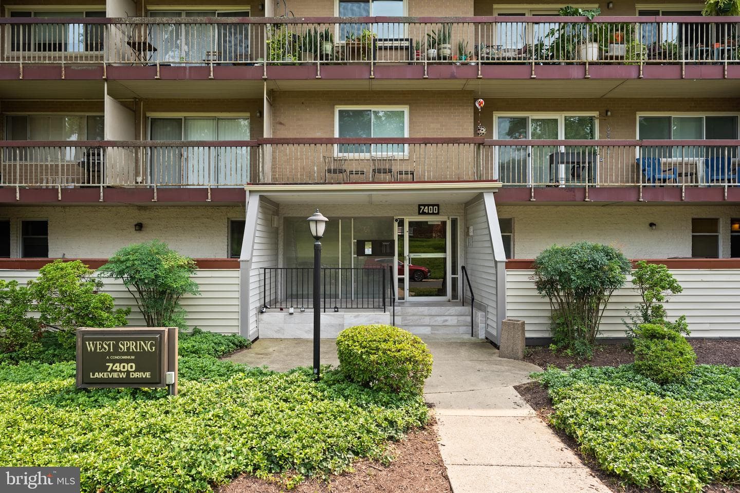 7400 Lakeview Drive #n402 photo 1