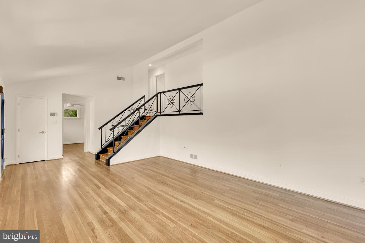 12915 Moray Road photo 3