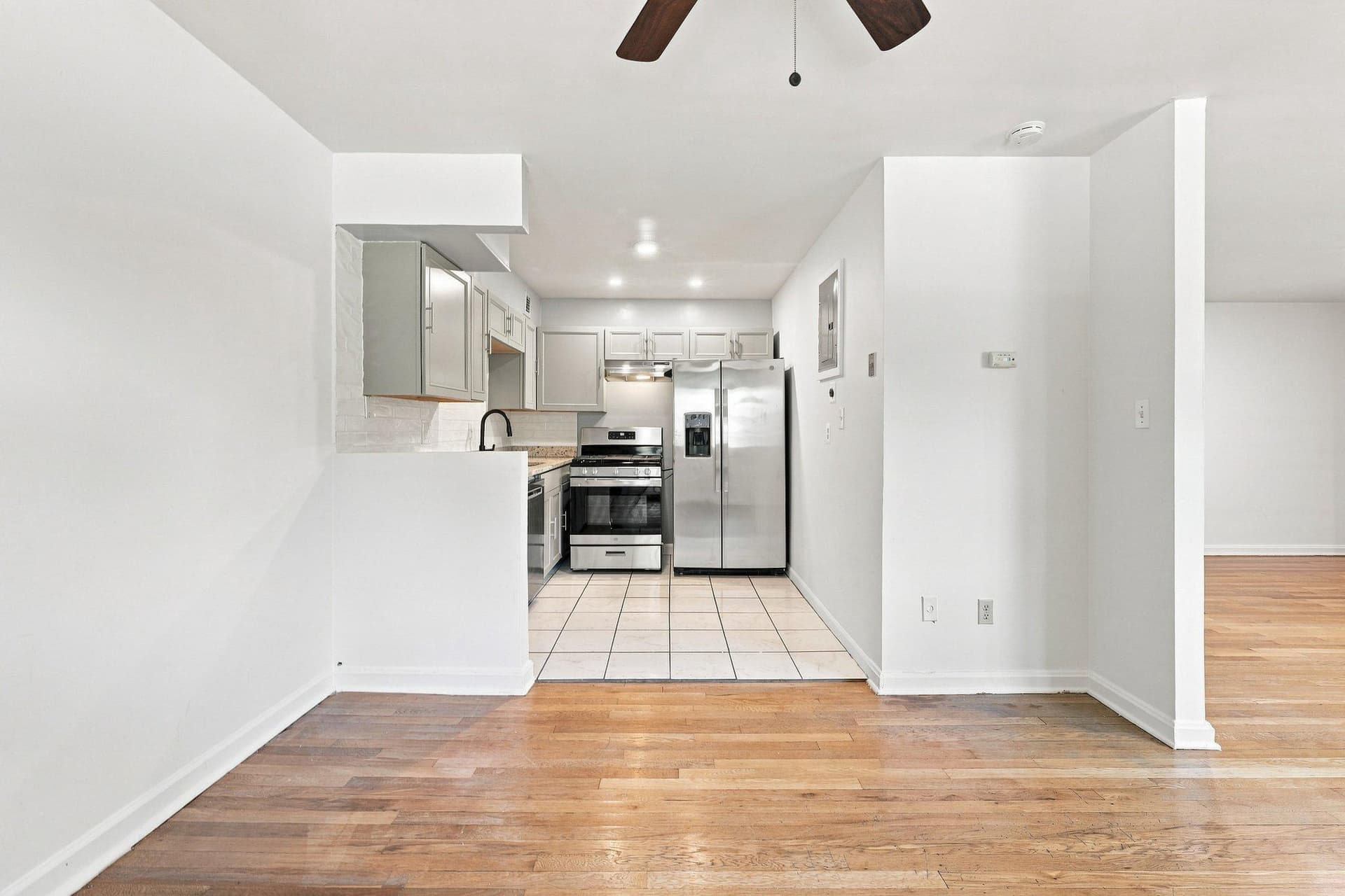 95 E Wayne Avenue #212 photo 13