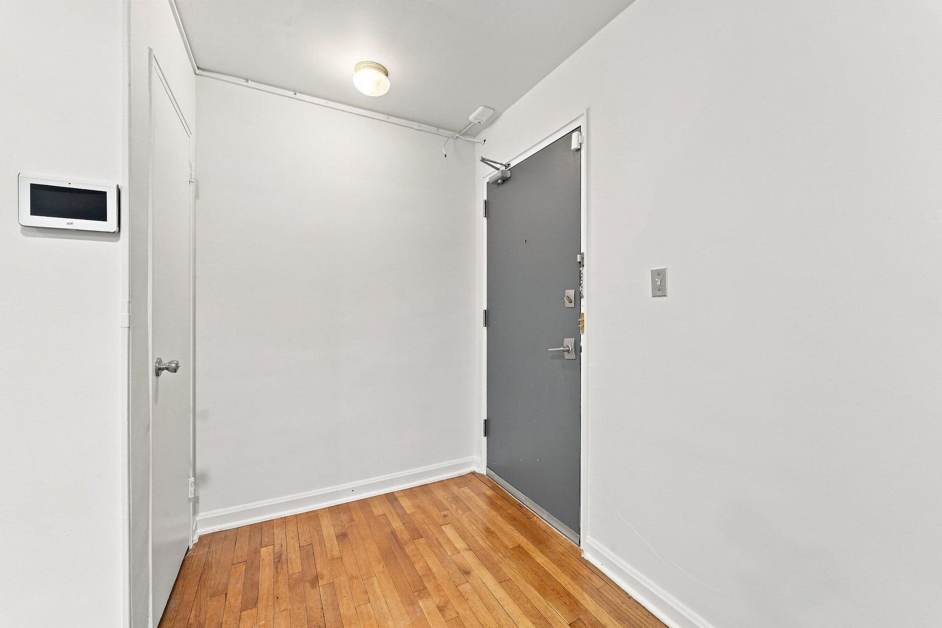 95 E Wayne Avenue #212 photo 21