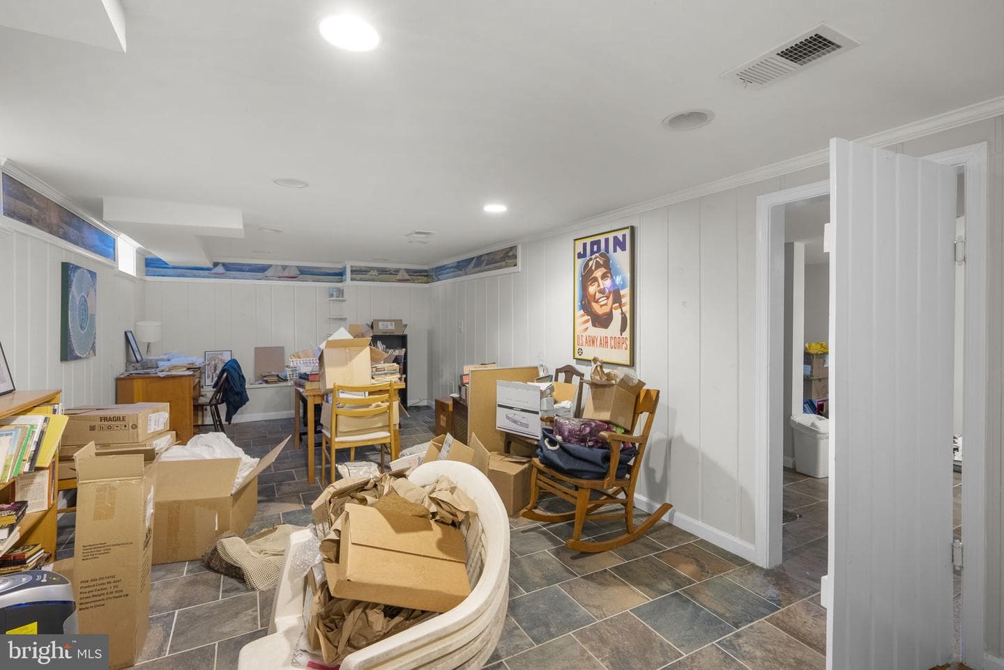 8911 Bradford Road photo 44