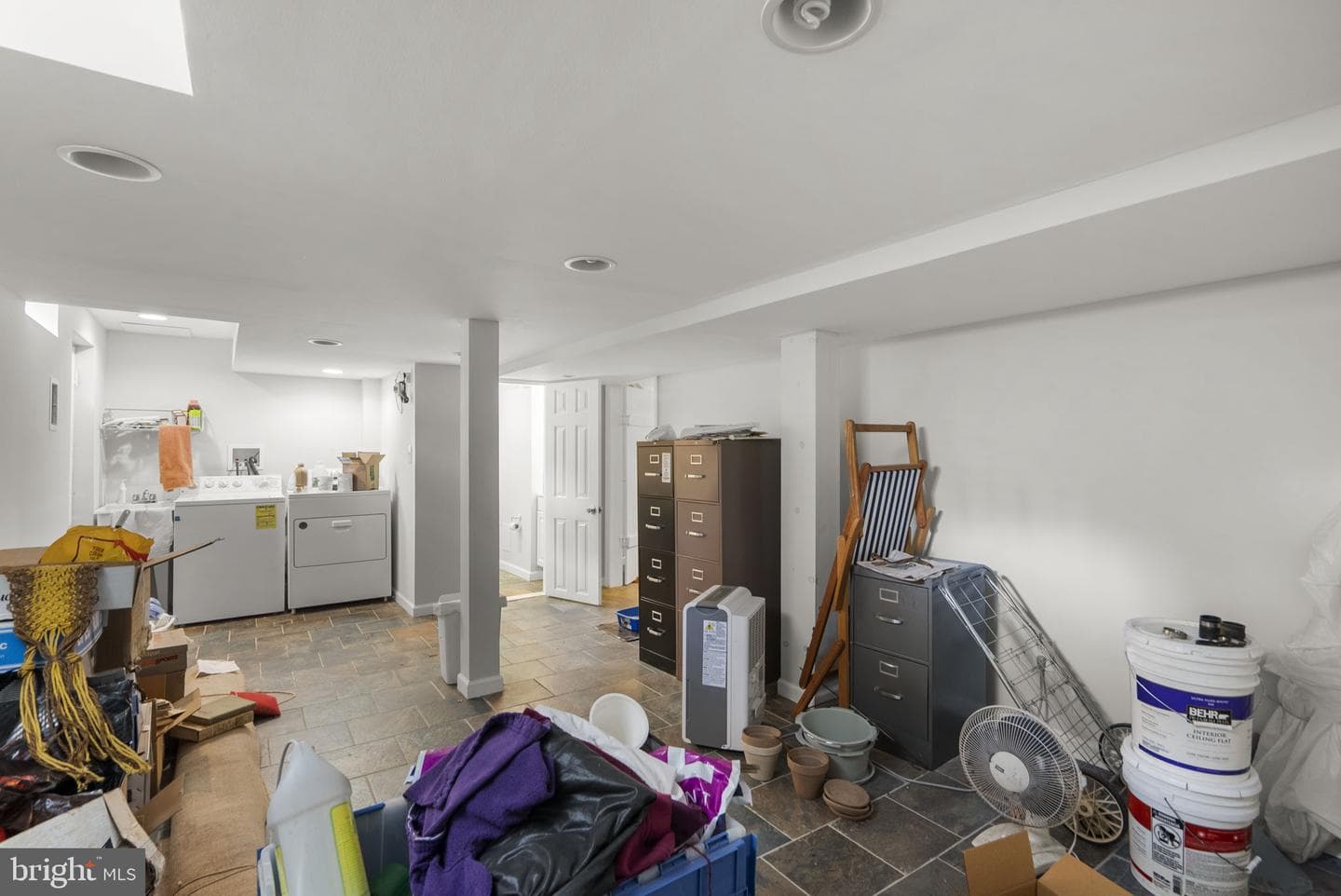8911 Bradford Road photo 48