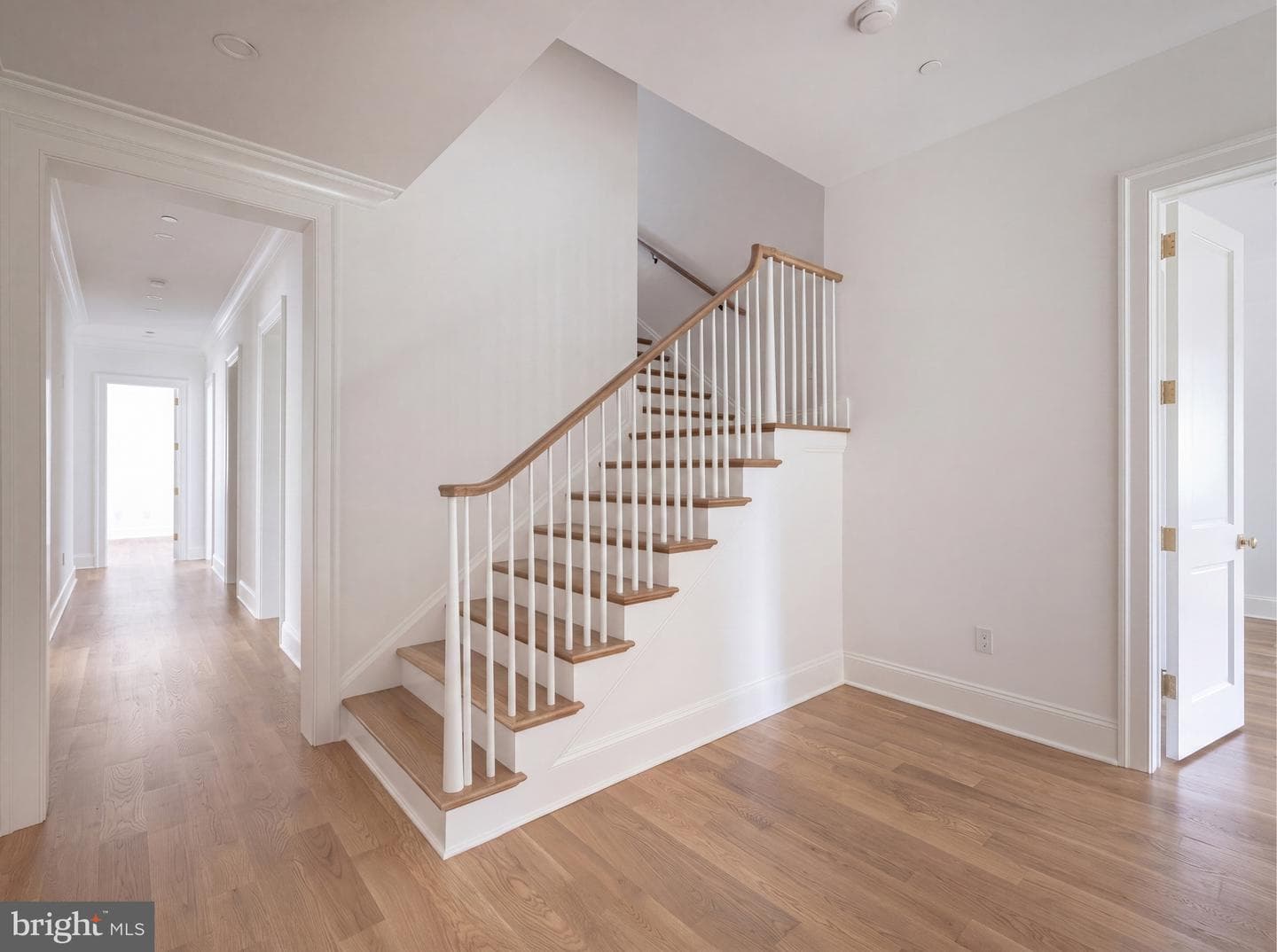 5200 Dorset Avenue photo 41