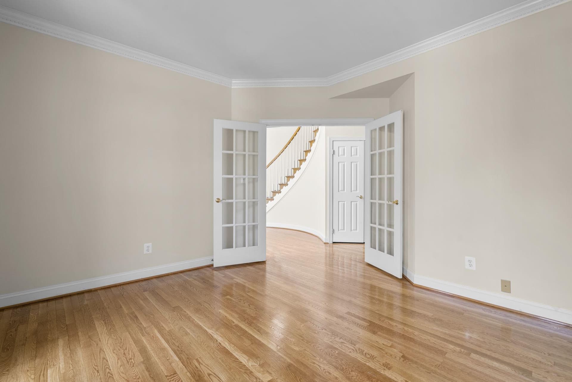 3807 Park Lake Drive photo 4
