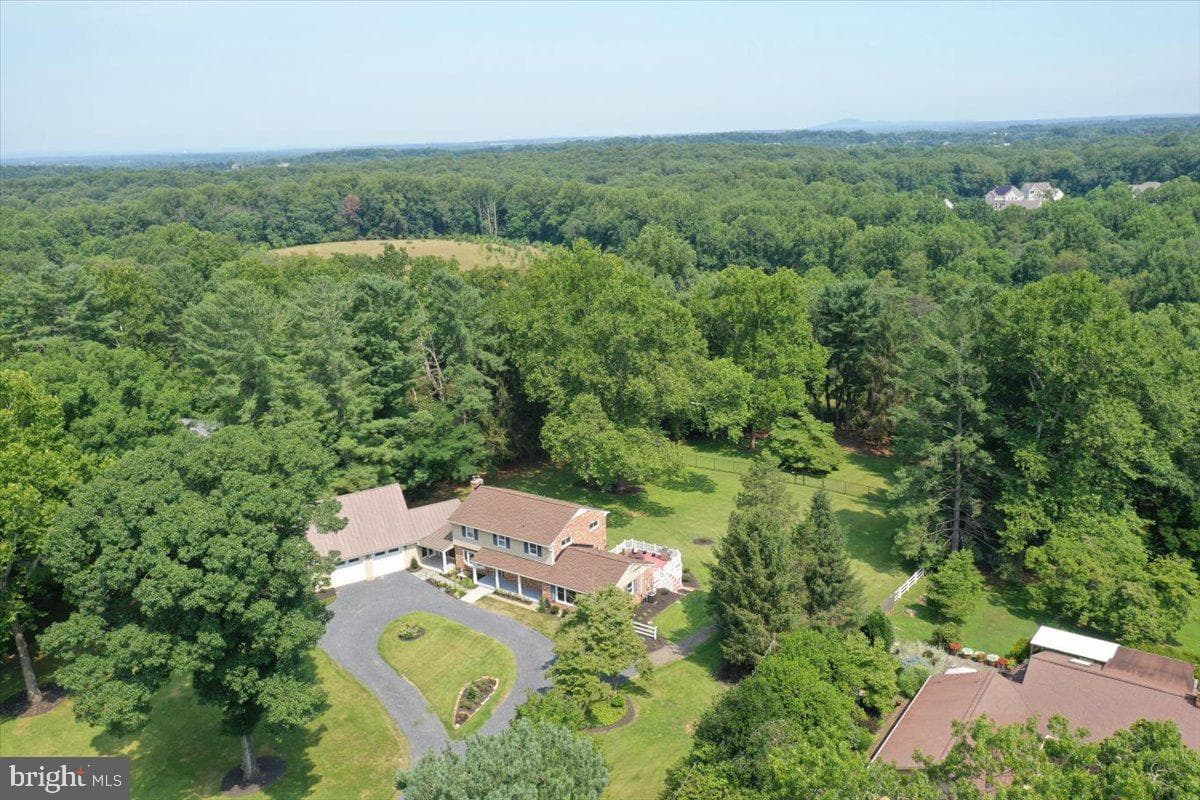 14811 Springfield Road photo 100