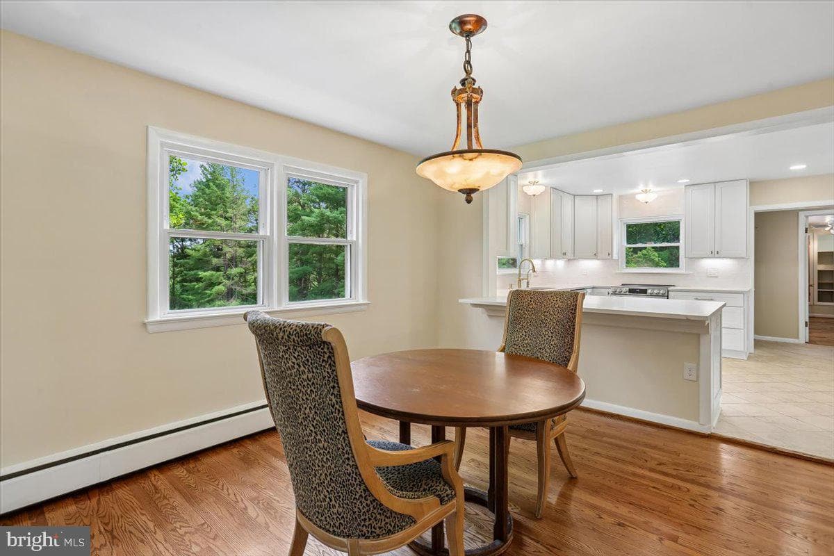 14811 Springfield Road photo 14