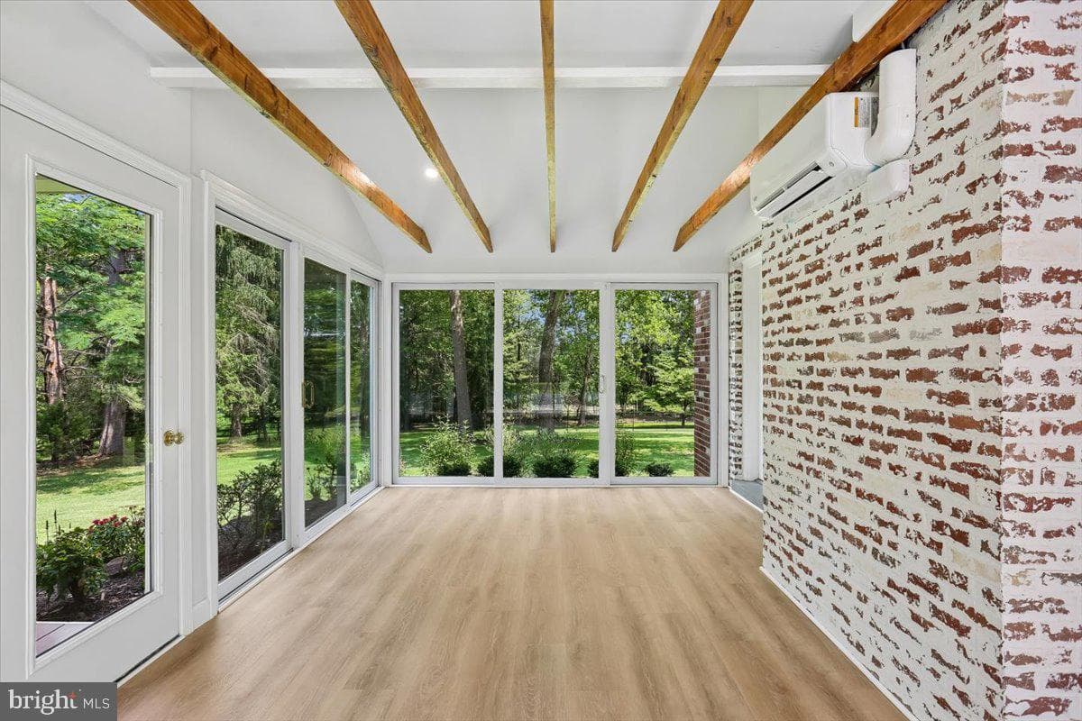 14811 Springfield Road photo 42
