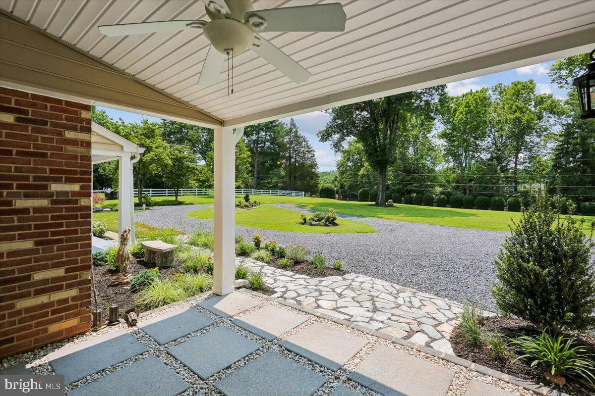 14811 Springfield Road photo 93
