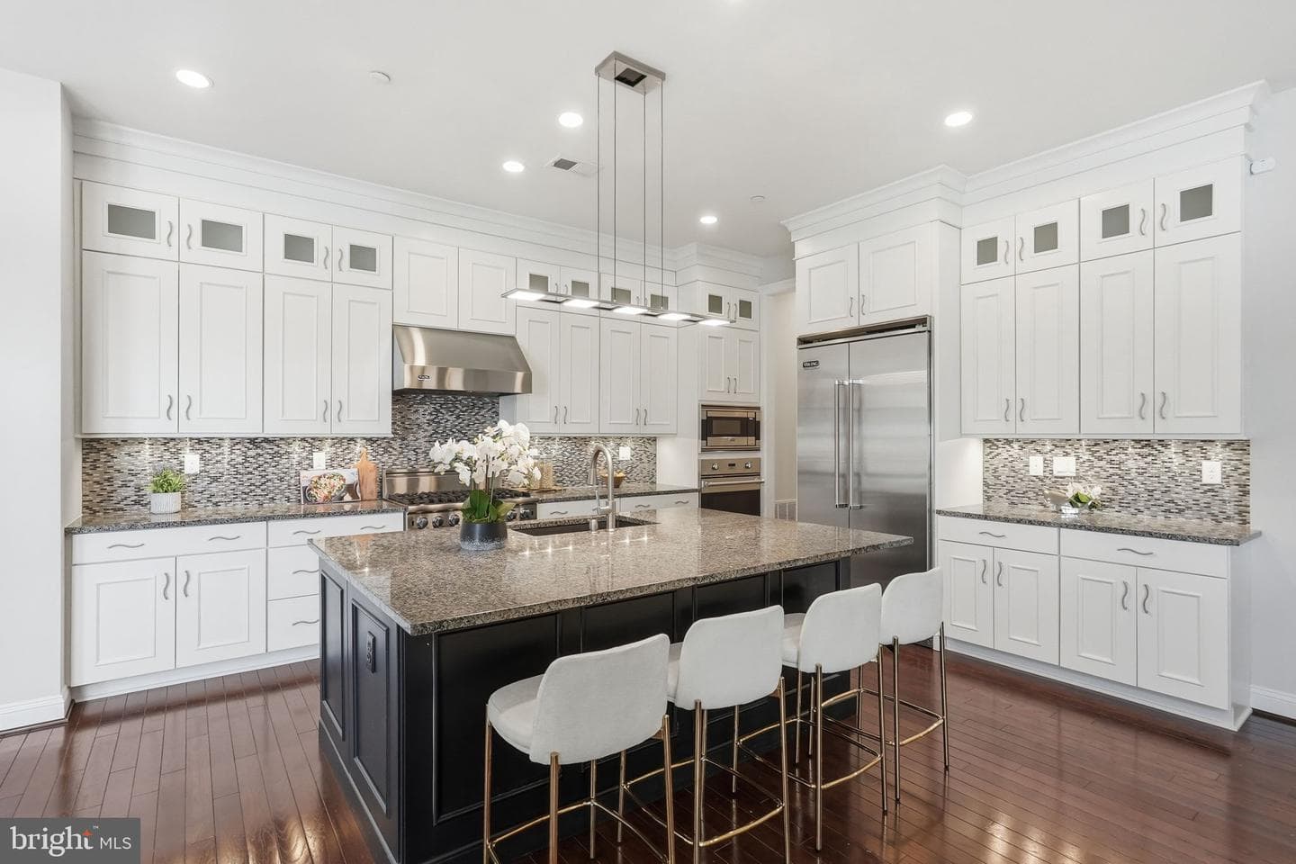 5338 Camberley Avenue photo 3