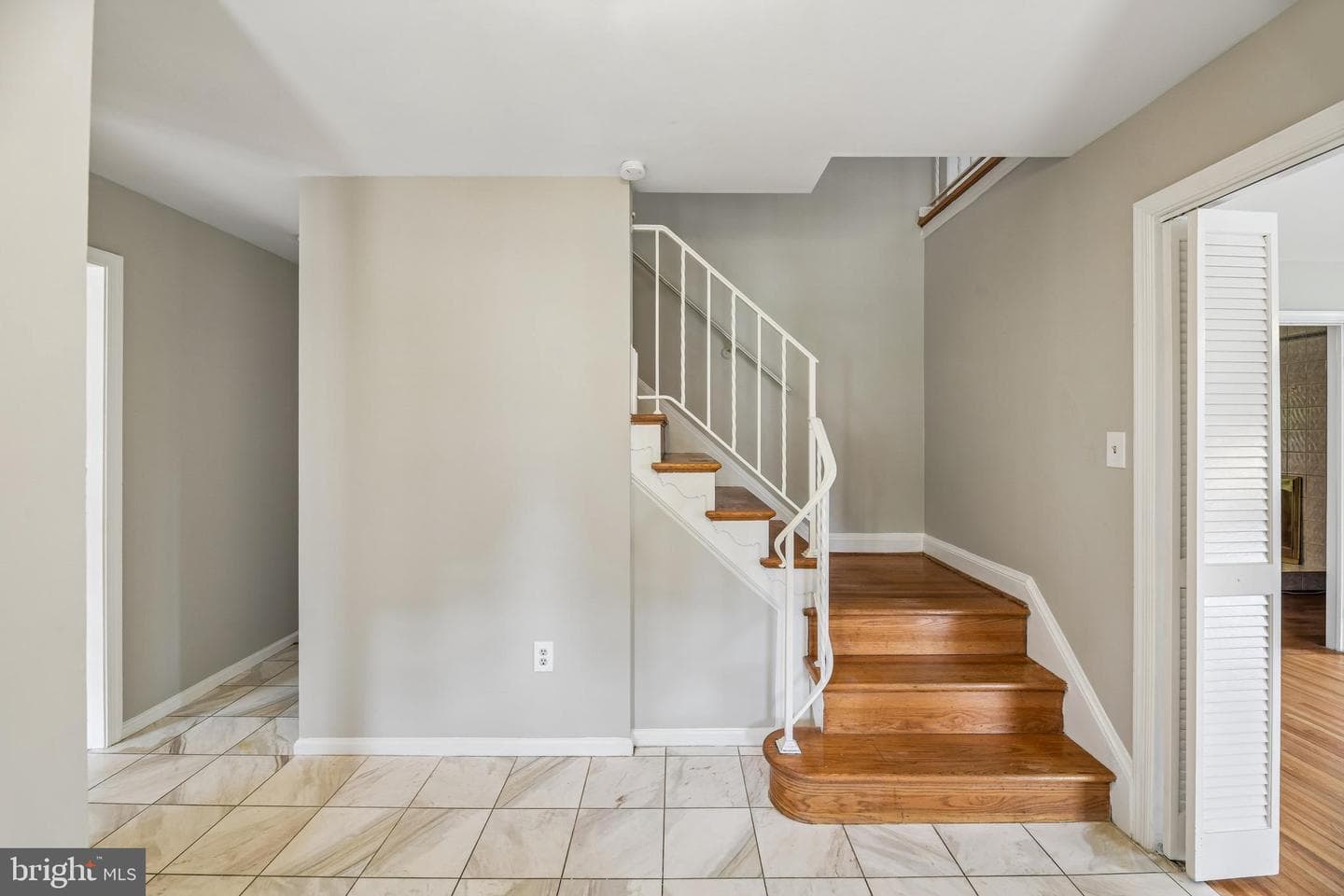 8839 Tuckerman Lane photo 9