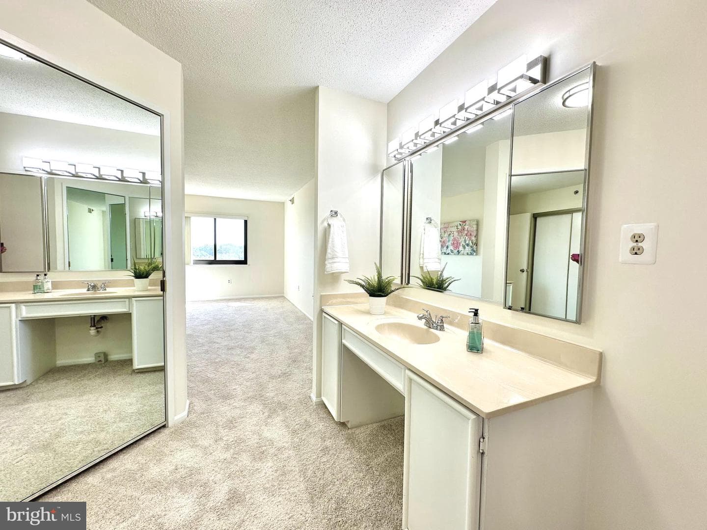 3330 N Leisure World Boulevard #5-820 photo 18