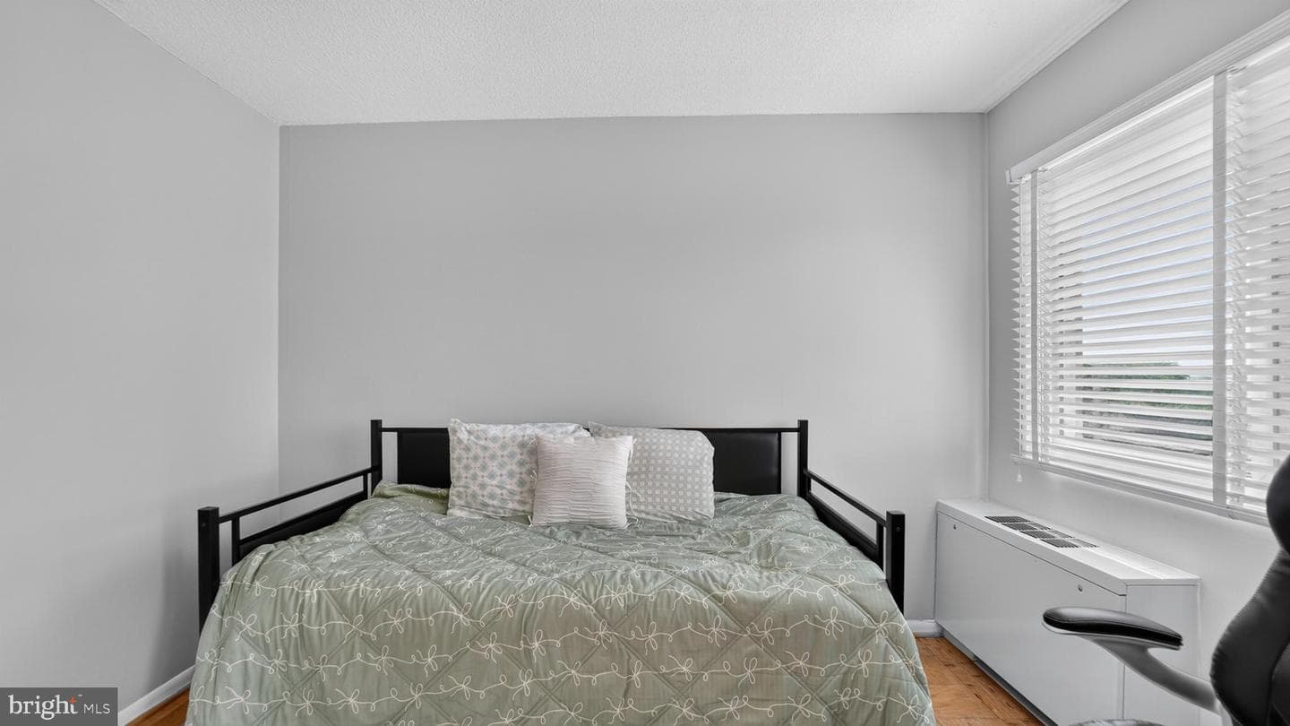 1121 University Boulevard W #613-B photo 23