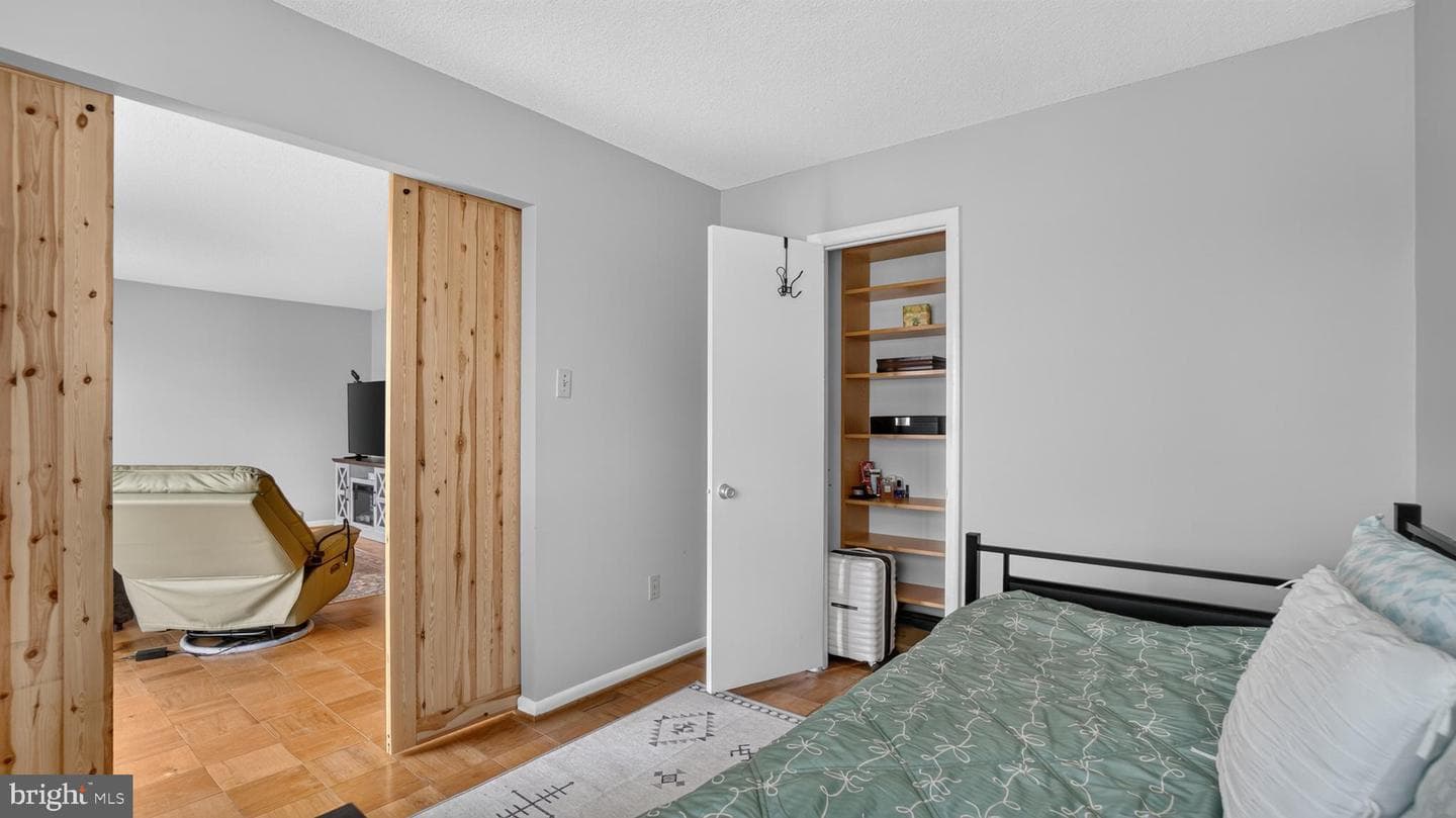 1121 University Boulevard W #613-B photo 24