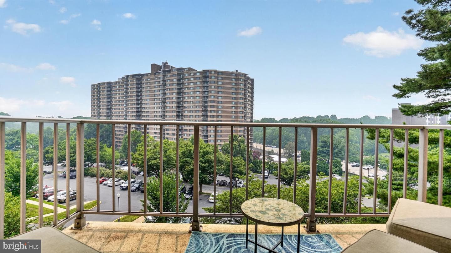 1121 University Boulevard W #613-B photo 27
