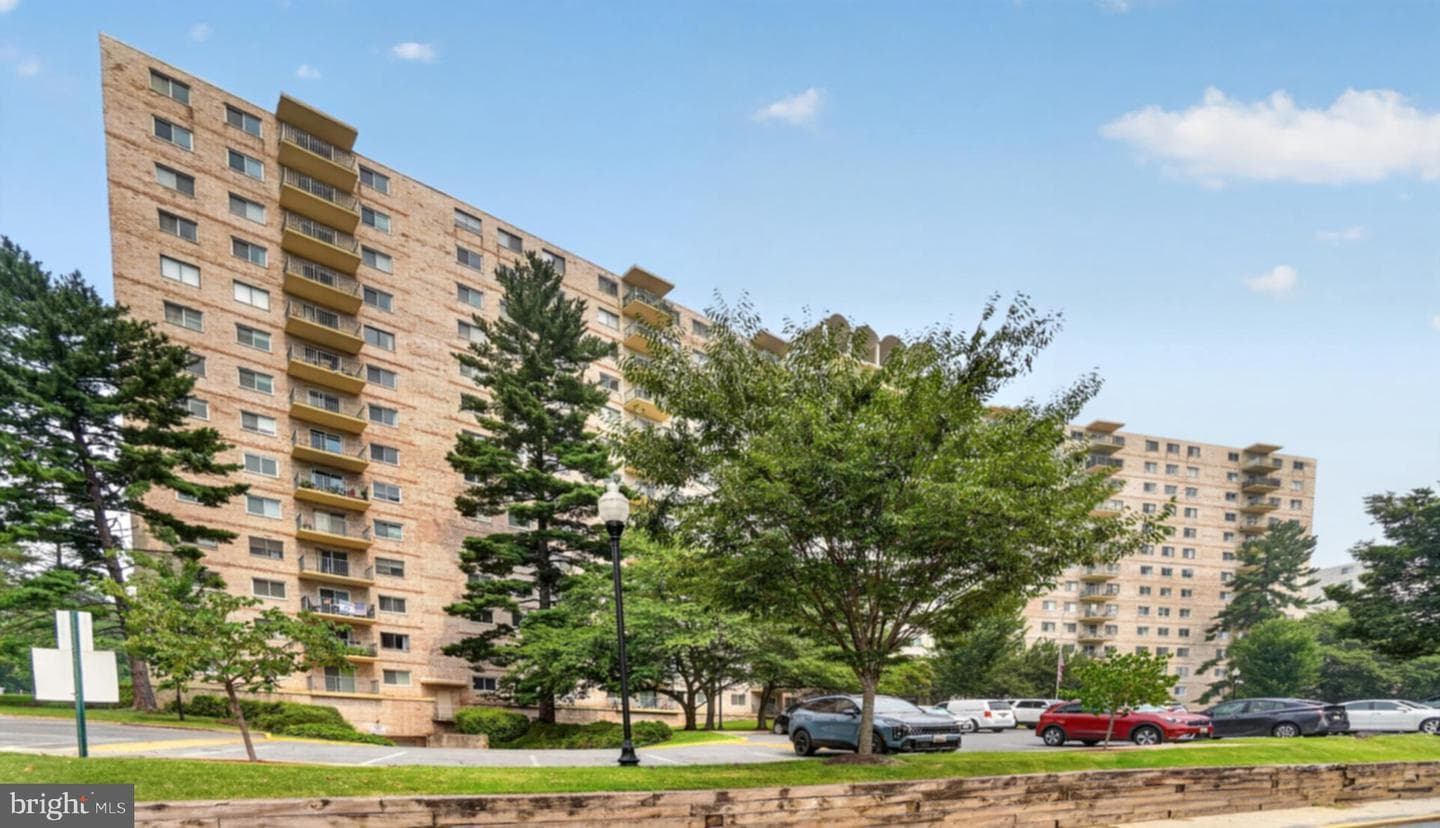 1121 University Boulevard W #613-B photo 32