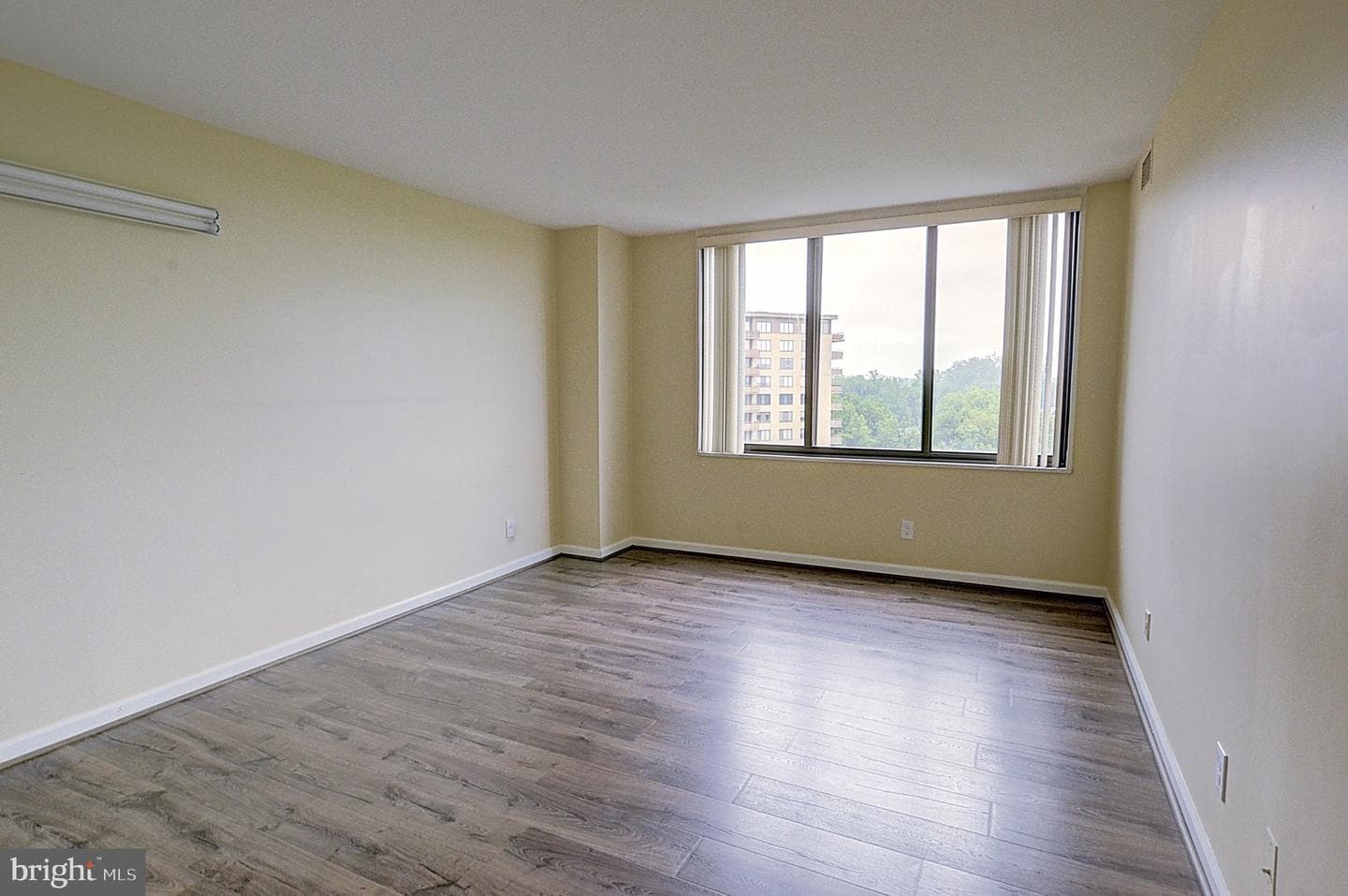 5225 Pooks Hill Road #1511n photo 10