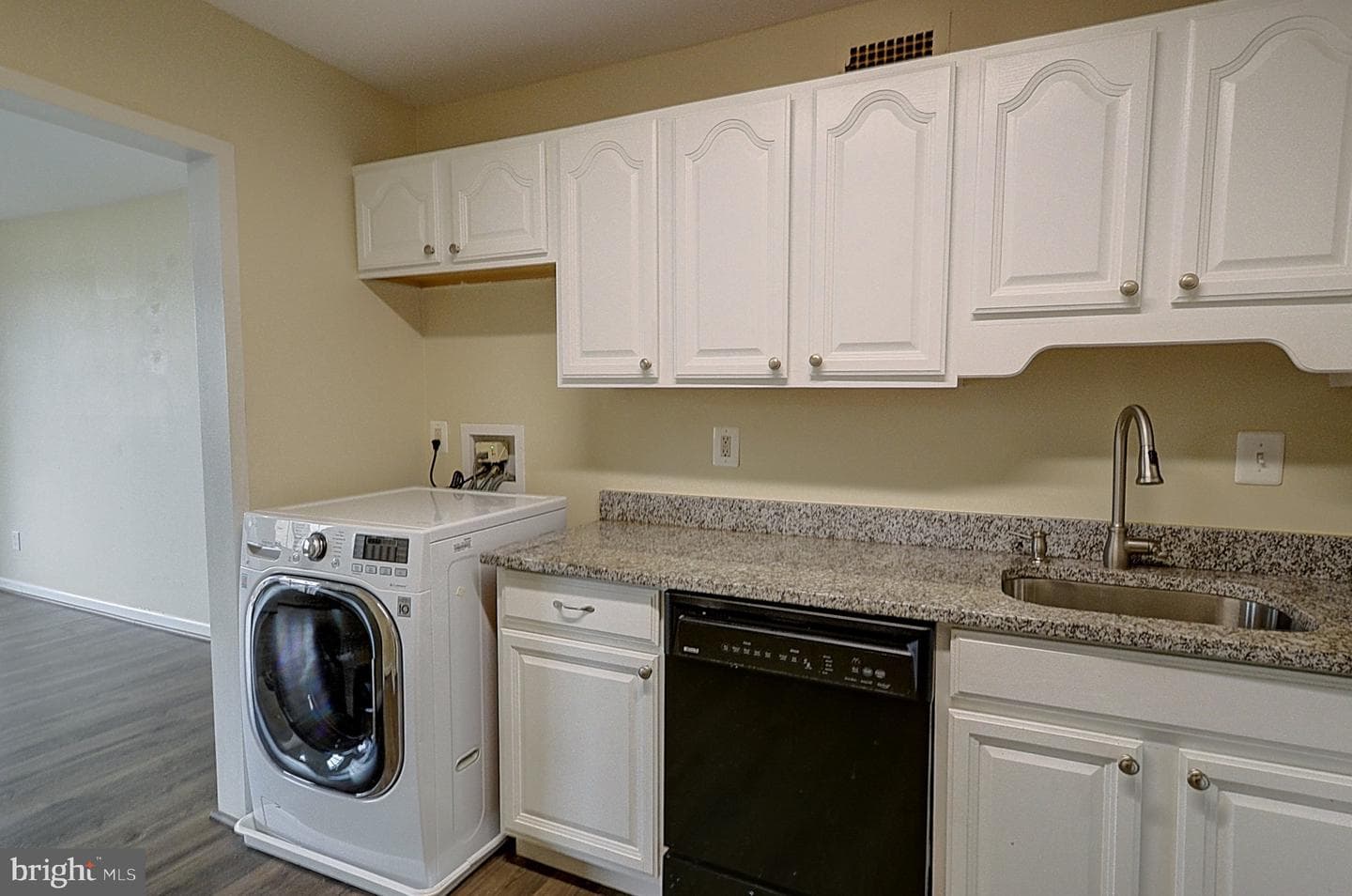 5225 Pooks Hill Road #1511n photo 5
