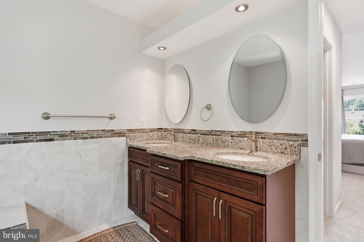 9213 Mistwood Drive photo 35